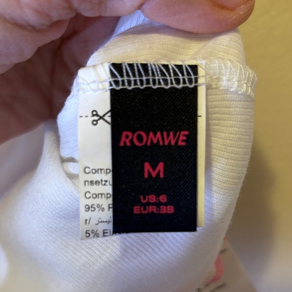 ROMWE White and Pink Cute Kittens Crop Top - Picture 3 of 3